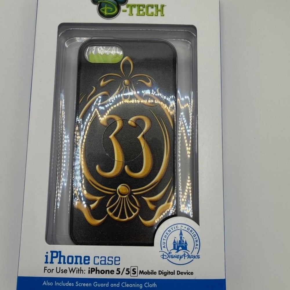 Disney Parks Club 33 D-Tech iPhone 5 5S Case Old Club 33 Crest NEW Sealed Rare